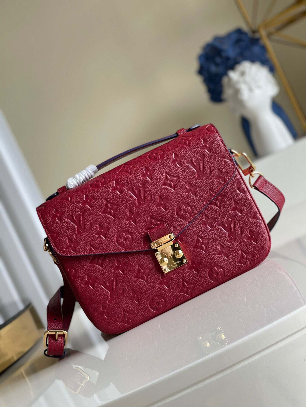 Louis Vuitton Metis