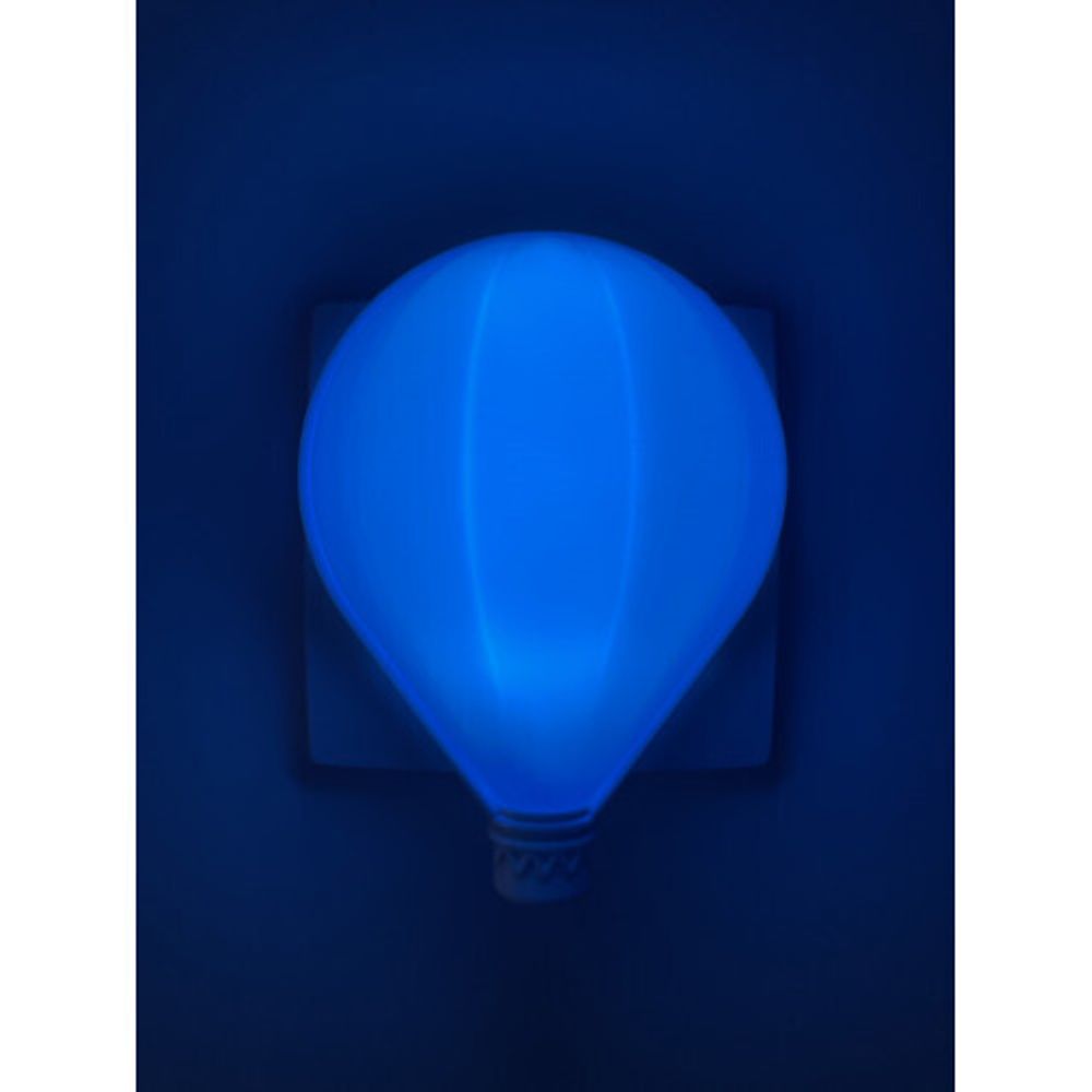 Ночник - светильник светодиодный ЭРА NN-607-LS-BU в розетку с датчиком освещенности синий