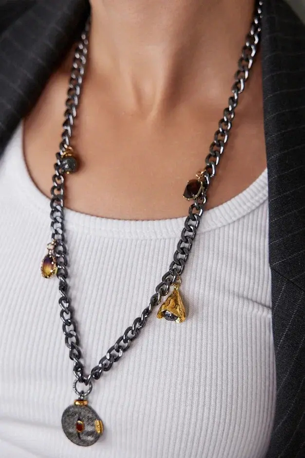 HMG 1322 Колье Bl Cryst Long с круглым подвесом арт.2350