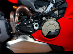 D001R_PV BONAMICI RACING PISTA PLUS ADJ. REARSETS W/ MASTER (P V4 2025)