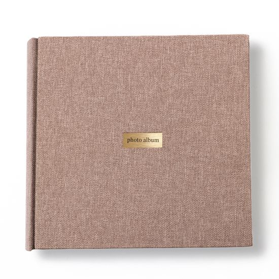 25x25 фотокнига с льняной обложкой "Mocca" с металлическим шильдиком