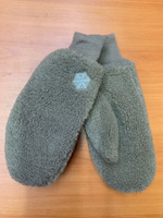 Варежки. Женские. Материал верха: Искусственный мех. Подклад: Плюш-флис. В упаковке разные цвета. 12 шт в упаковке.