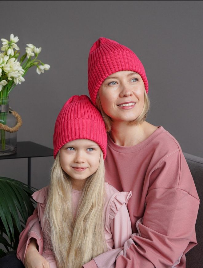 Шапка вязаная-резинка весенняя/осенняя хлопковая КЭП(Фуксия)