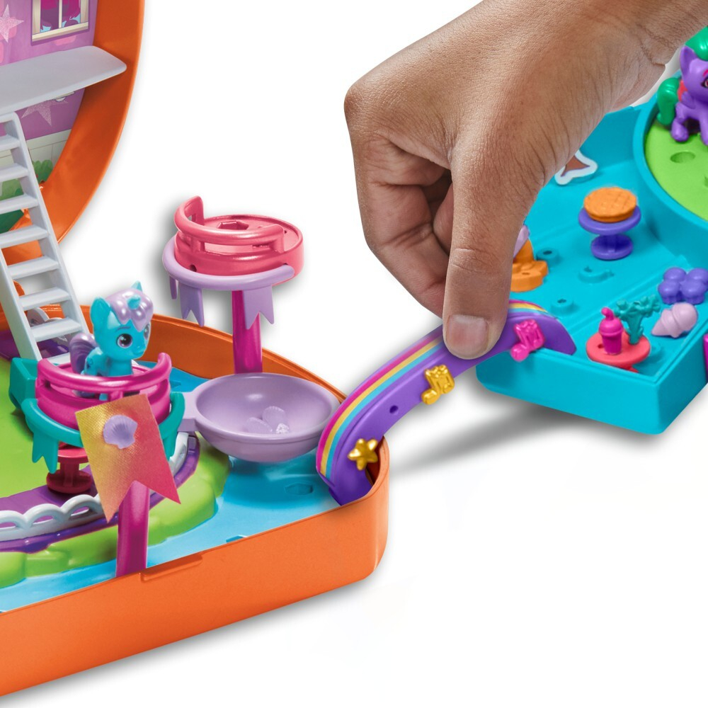 My Little Pony - Портативный набор Mini World Magic Creation Maretime Bay + фигурка Солнечного Старскаута / артикул   F3876 F5248  / GTIN 5010994109776
