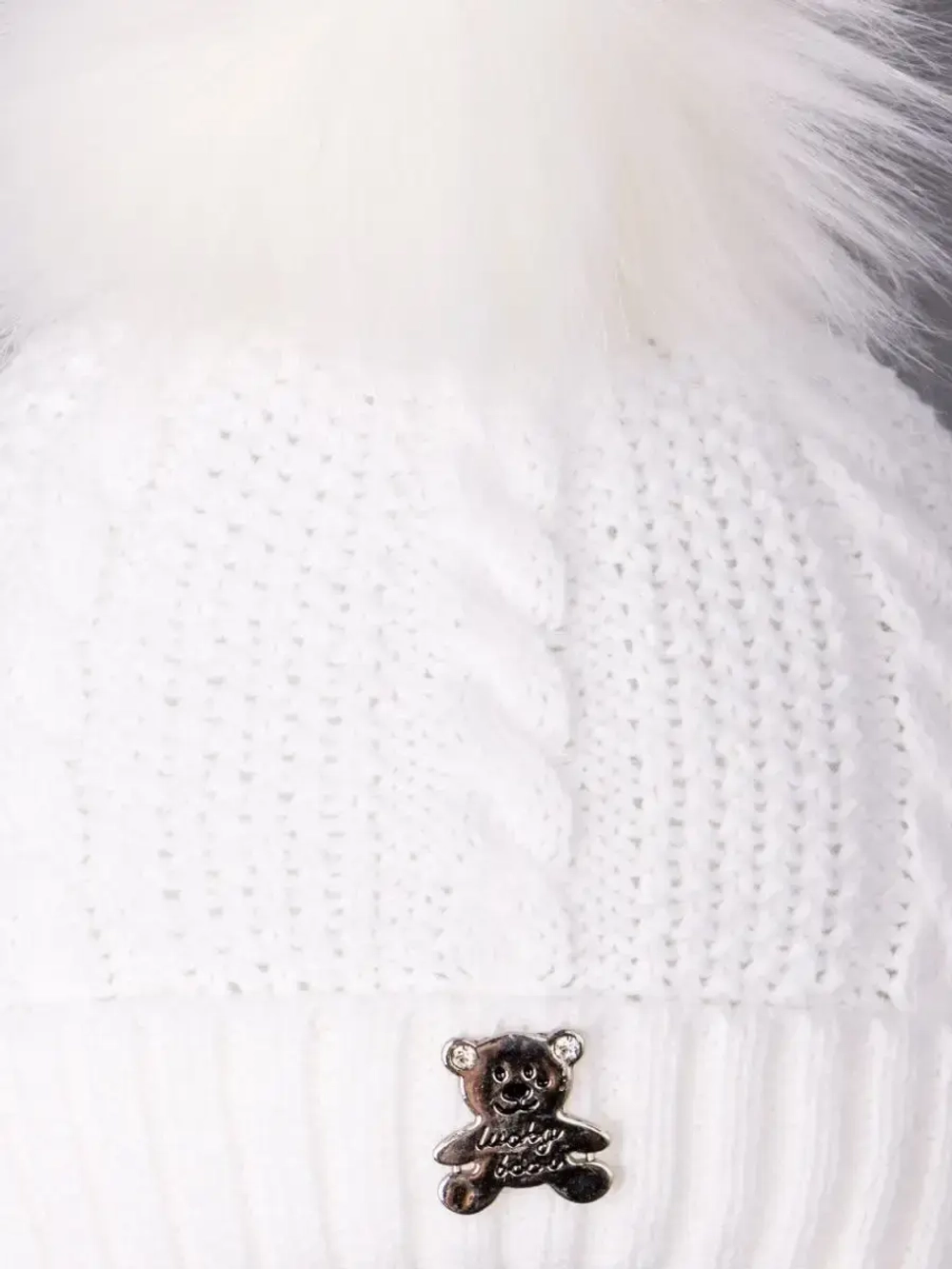 Шапка зимняя вязаная с помпоном для детей