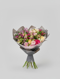 Букет с альстромерией Счастливое мгновение