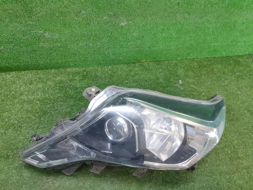 Битая Фара левая Toyota Land Cruiser Prado 150 (2013-2017) LED