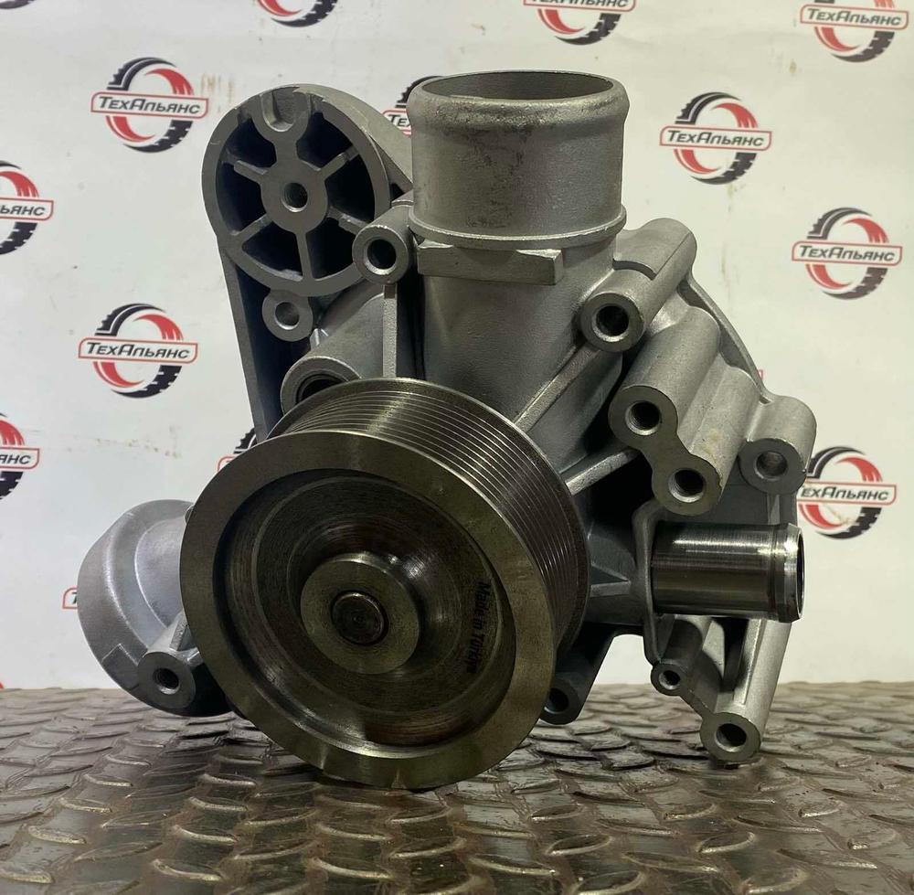 Водяная помпа 20834409