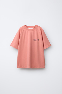 ZARA КОМПЛЕКТ ИЗ ФУТБОЛКИ И ШОРТОВ, КОРАЛЛОВЫЙ