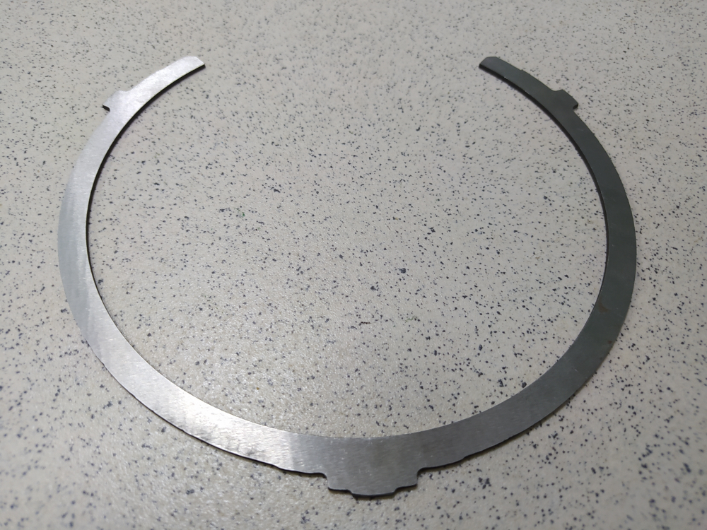 Кольцо синхронизатора 239 фиксаторное 336.1701170