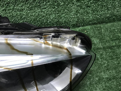 Битая Фара правая BMW X1 F48 (2015-2019) LED