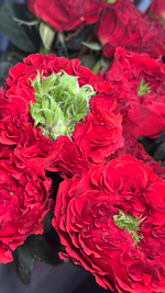 Сборный букет с розами Red monster