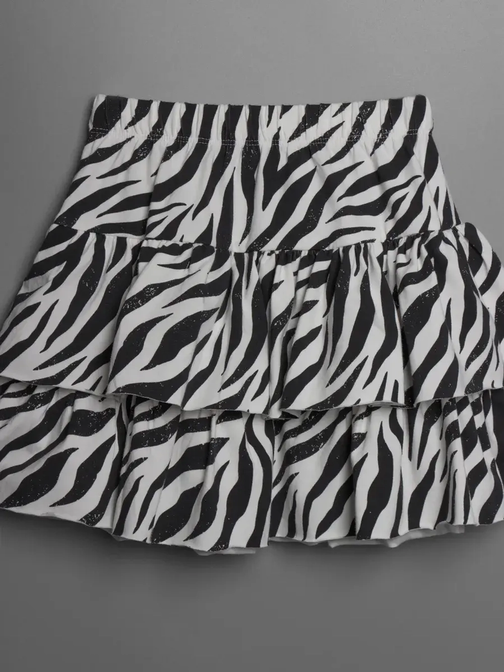 Летний костюм для девочки, лонгслив и юбка