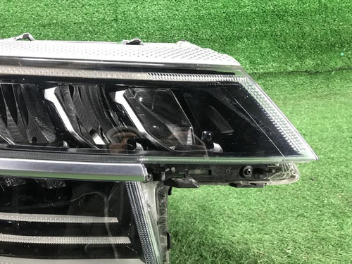 Фара правая Kia Seltos (2019-н.в.) LED