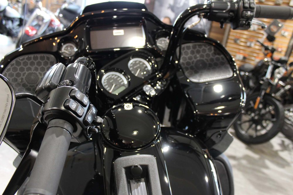 Мотоцикл Harley-Davidson Road Glide Limited 114 (BLACK) с НДС