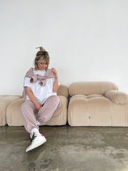 Костюм с поло пудра