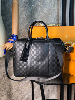Портфель Louis Vuitton