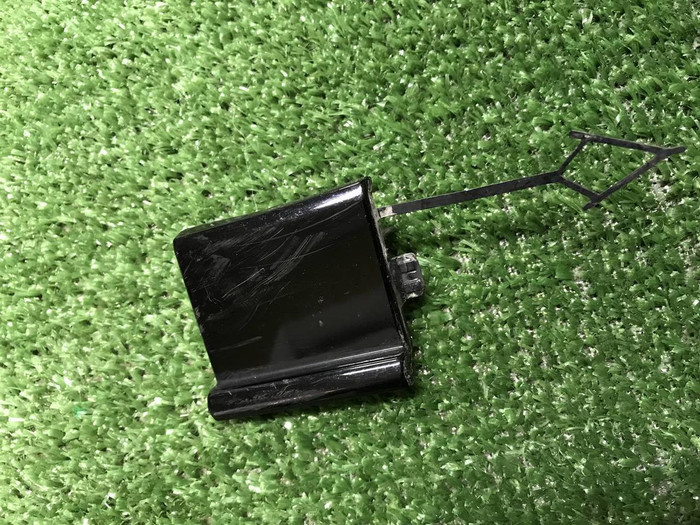 Заглушка буксировочного крюка VW ID.4 (2020-н.в.)