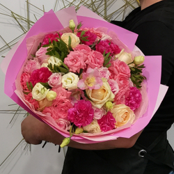 Букет цветов Малиновый рассвет