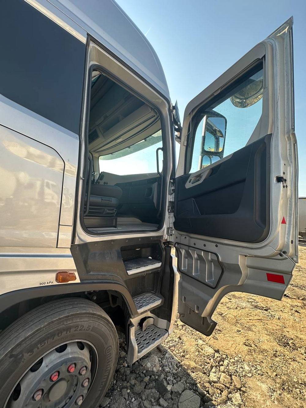 Ford F-Max 4x2 Седельный тягач CCK1 (Дизельный, 12,7 л, 500 л.с., МТ)