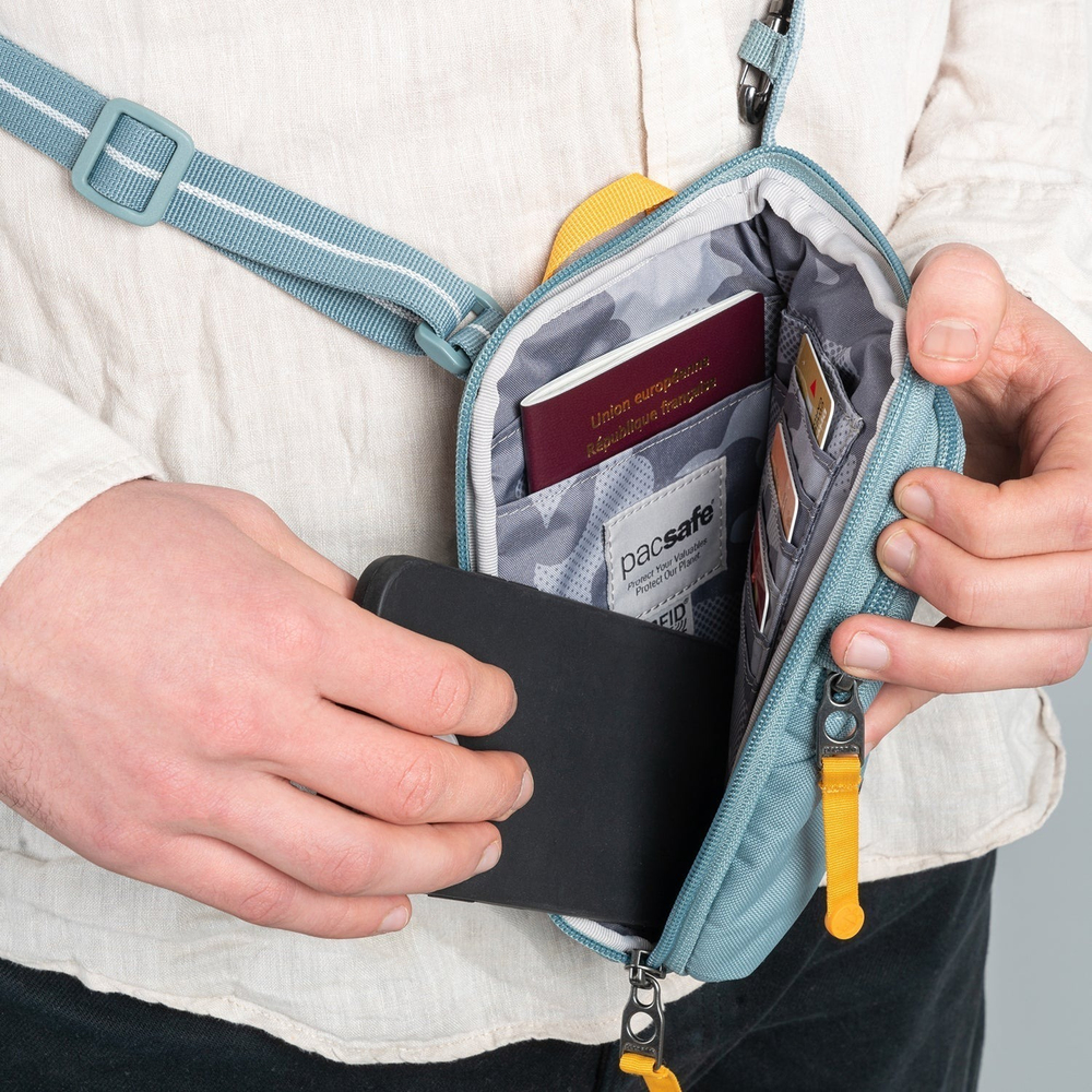 Сумка антивор Pacsafe GO Tech Crossbody, синий, 0,2 л.