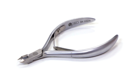 Кусачки для кутикулы SK 032-4 (японская сталь) двойная пружина 4мм Yoko