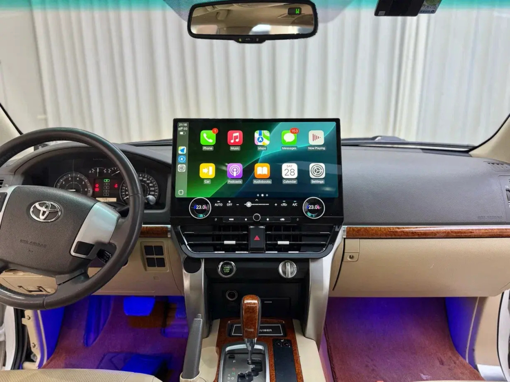 Магнитола для Toyota Land Cruiser 200 2007-2015 (климат на ШГУ) - Carmedia ZF-3038H-GE монитор 19.8"! на Android 13, 8Гб+128Гб, 4G SIM-слот, CarPlay