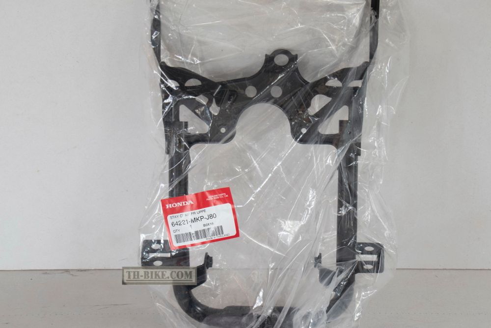 64221-MKP-J80. STAY COMP., FR. UPPER COWL. Honda CB500X