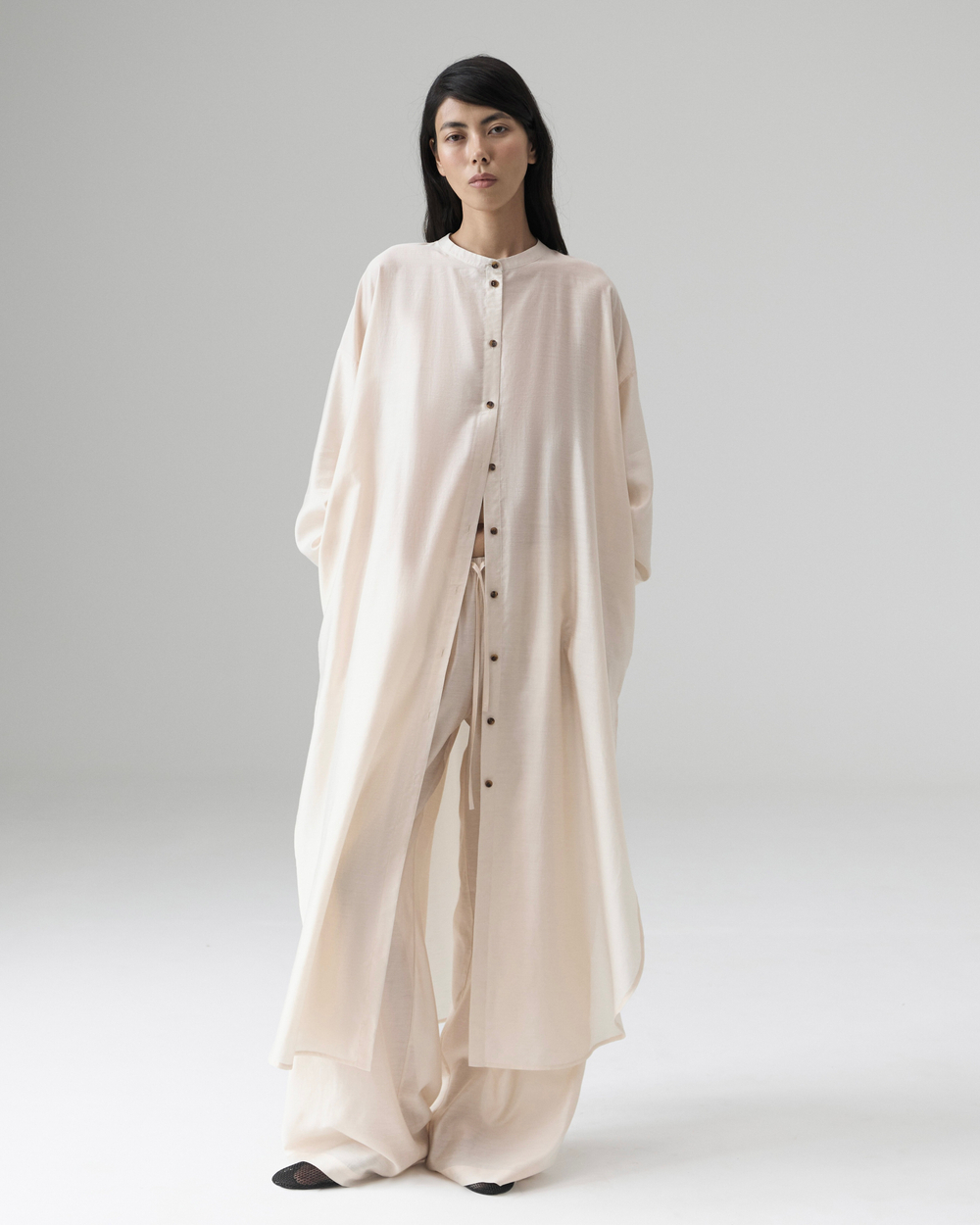 Платье-рубашка из батиста