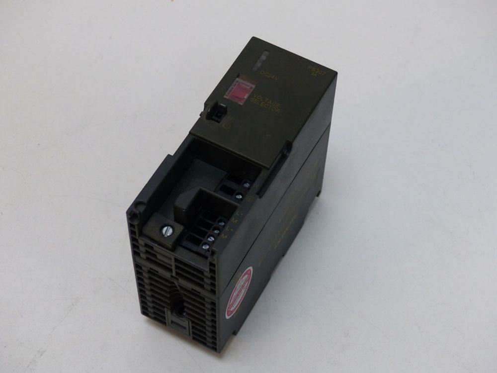 SIEMENS 6ES7 307-1BA00-0AA0
