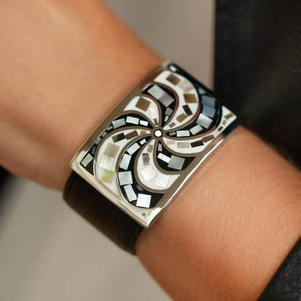 Браслет Fiore Luna на кожаном черном ремешке CB01751-1 BW