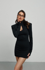 Платье мини с разрезом на груди в виде капельки