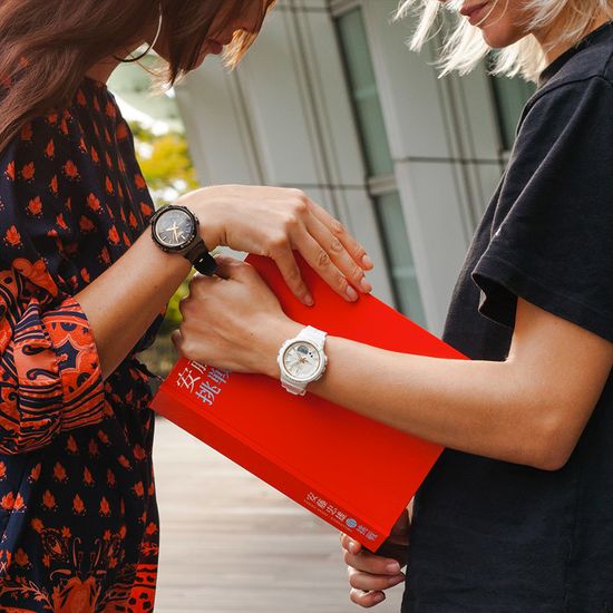 Наручные часы Casio Baby-G BGS-100GS-7A с шагомером