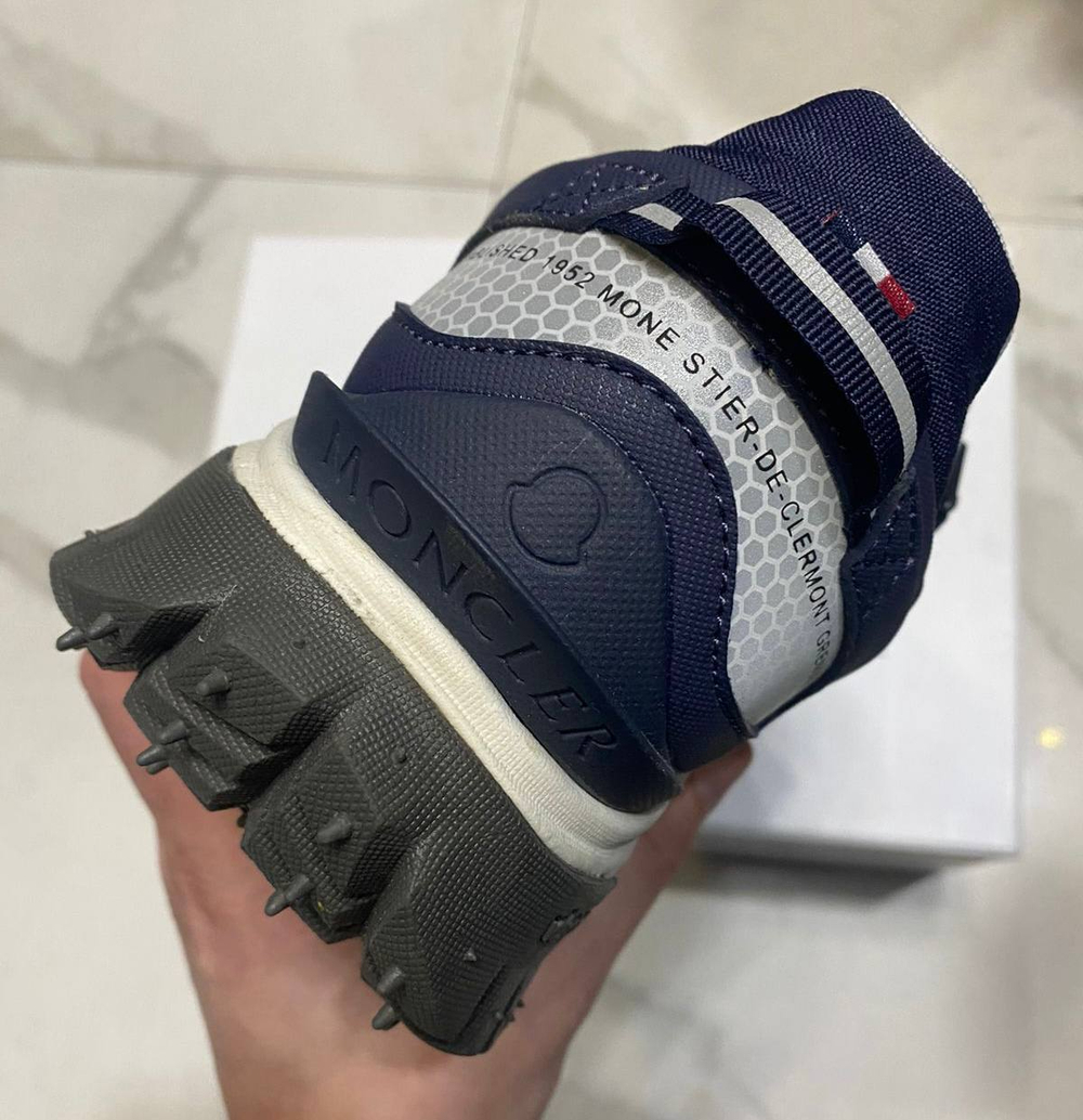 Кроссовки Moncler