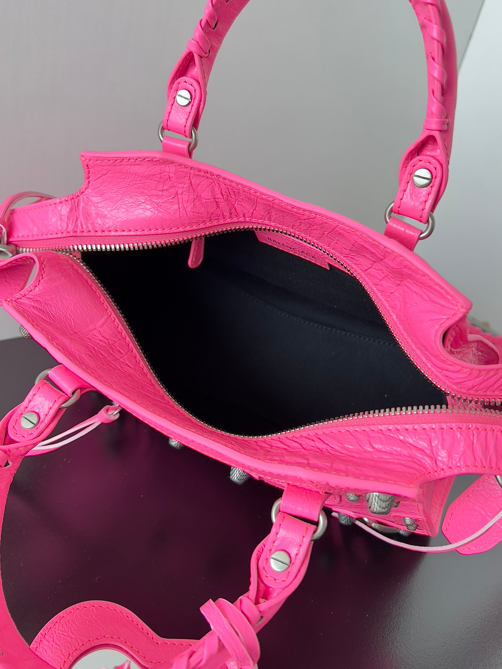 Balenciaga Neo Cagole City Small Bag 26 cm