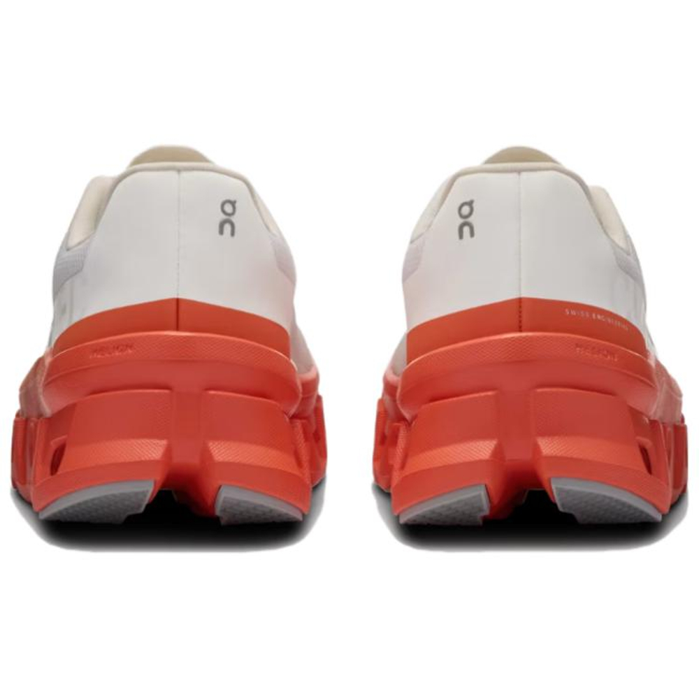 S Sneakers On