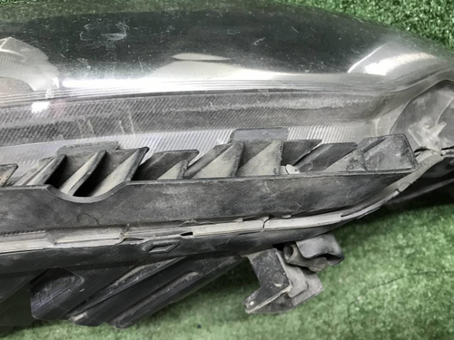 Битая Фара правая Kia Optima 4 JF (18-20) галоген