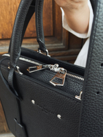 Louis Vuitton Armand