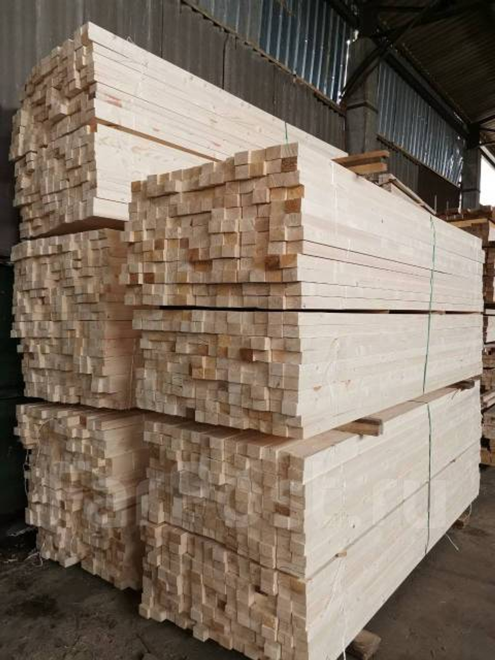 Брусок камерной сушки из сосны пиленый 50/50/3000