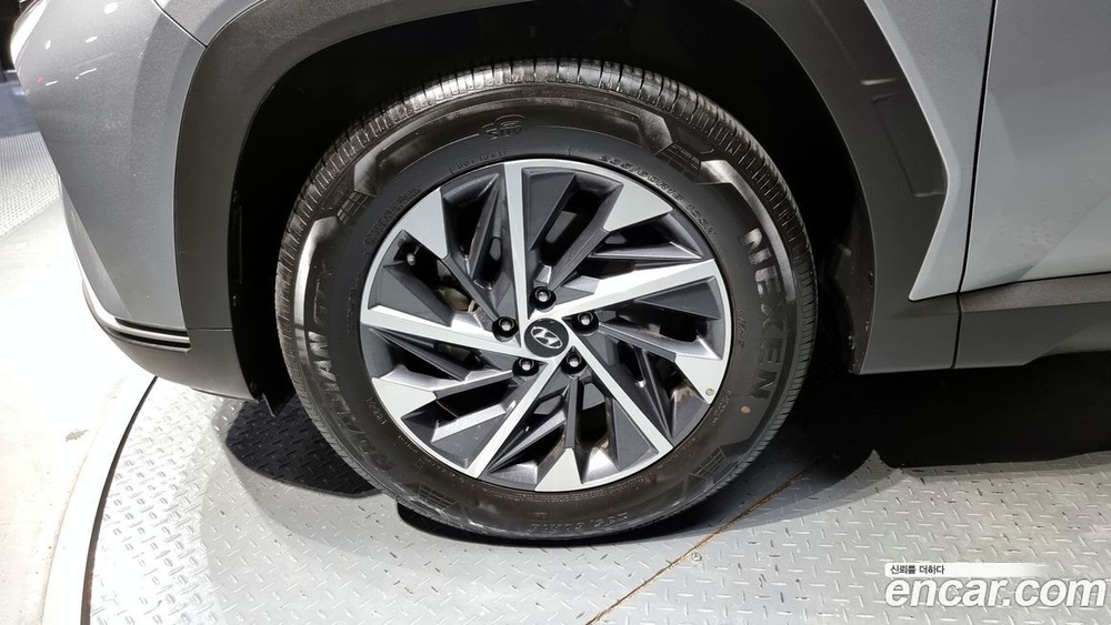 Hyundai Tucson (NX4) Дизель 2.0 2WD (02.2021)
