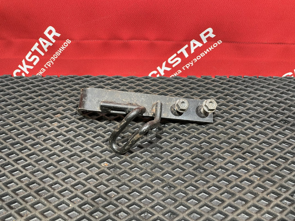 Кронштейн патрубка радиатора