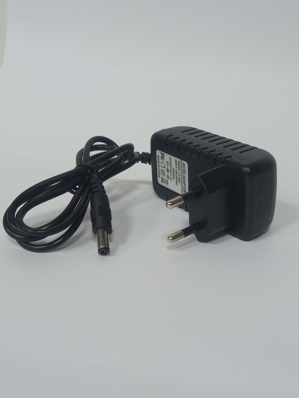 Адаптер питания LX-0601 (6v/1A) штекер 5.5мм.