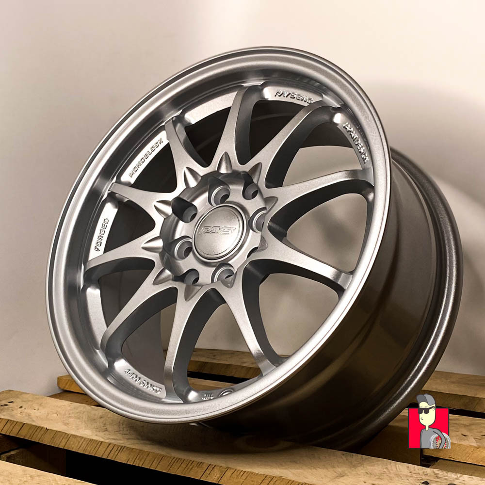 Комплект дисков Rays CE28 15x7 et35 4x100/4x114.3