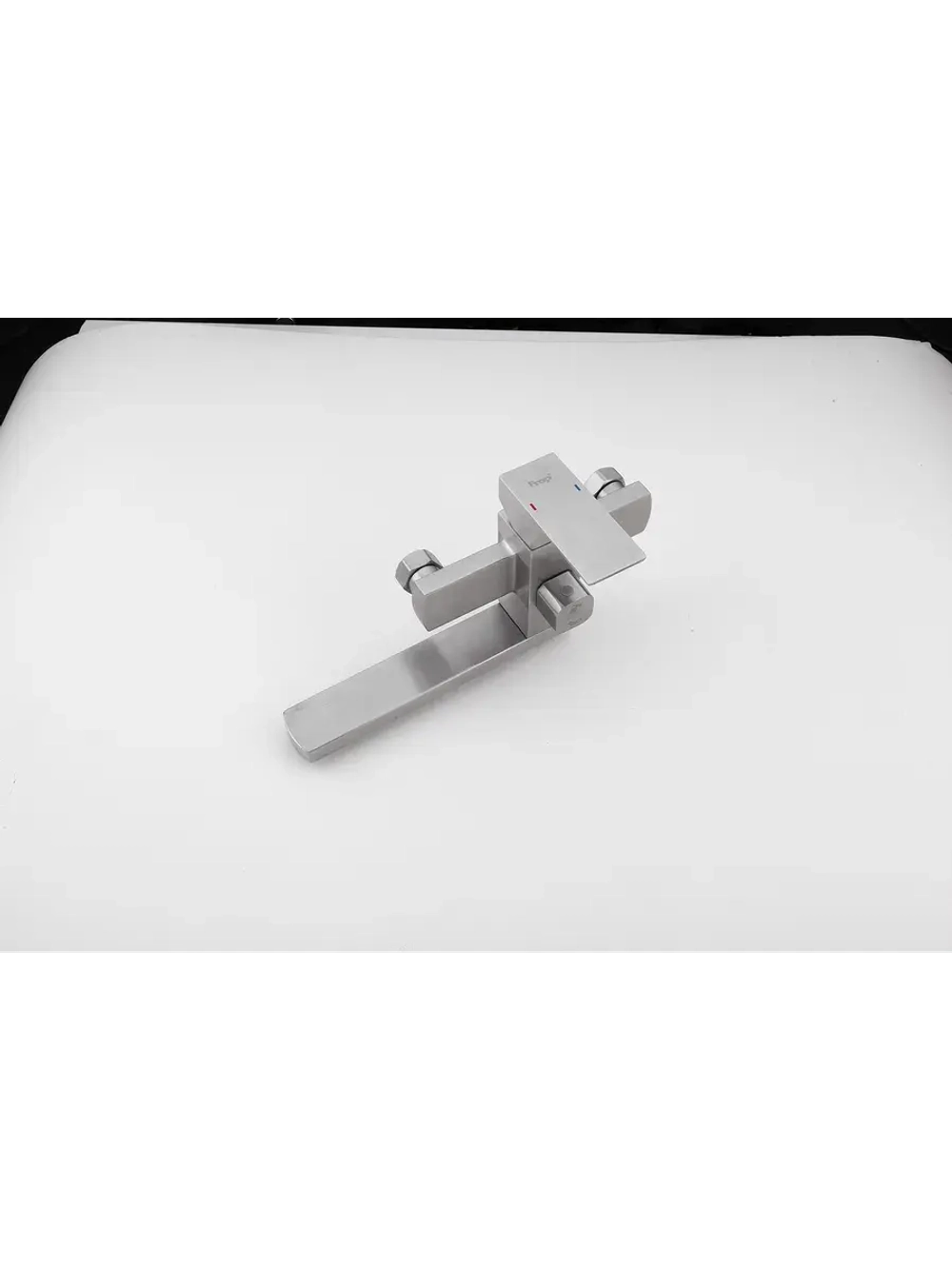 Смеситель для ванны Frap F32802