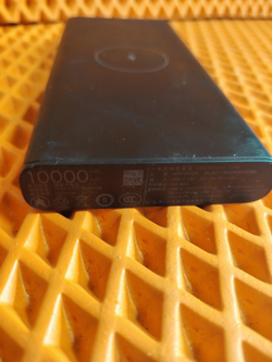 Внешний аккумулятор Xiaomi Mi Wireless Power Bank 10000mAh 10W