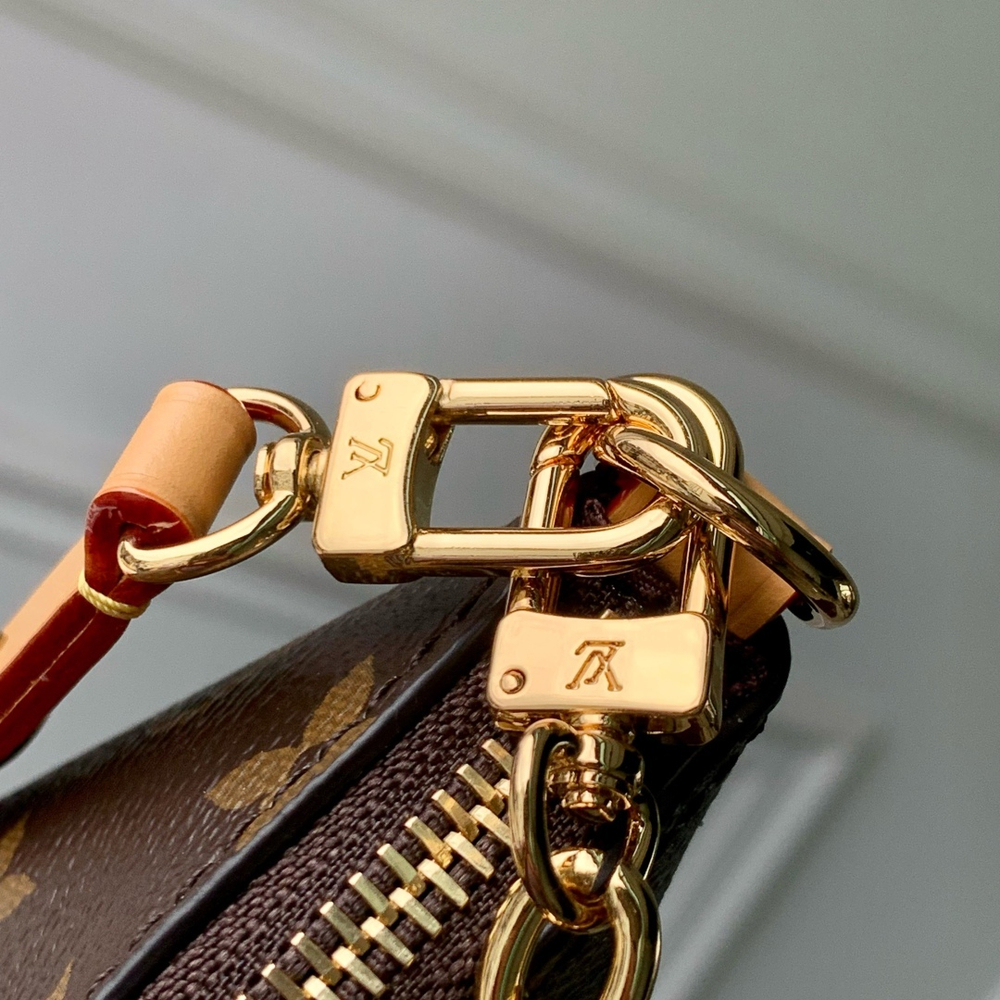 Louis Vuitton Nano Boulogne