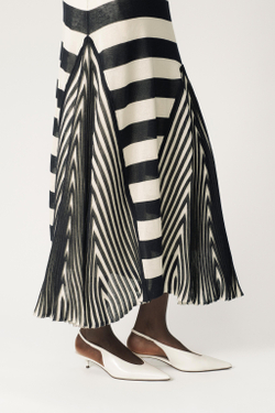 ZARA ПЛАТЬЕ В ПОЛОСКУ — THE ITEM ZARA WOMAN, ПОЛОСКИ