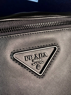 Сумка поясная Prada