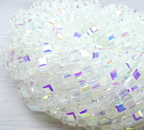 БВ001ДН6 Хрустальные бусины квадратные, цвет: белый с цв. AB прозрачный, размер 6 мм, 25 шт.