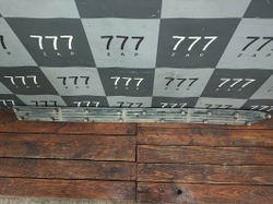 Накладка подножки правая Toyota Land Cruiser 200 12-21 Б/У Оригинал 517716A120